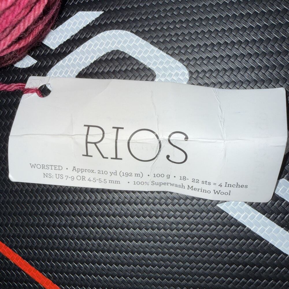 Malabrigo Rios “Gradient” Color 210 Yards - Picture 3 of 3